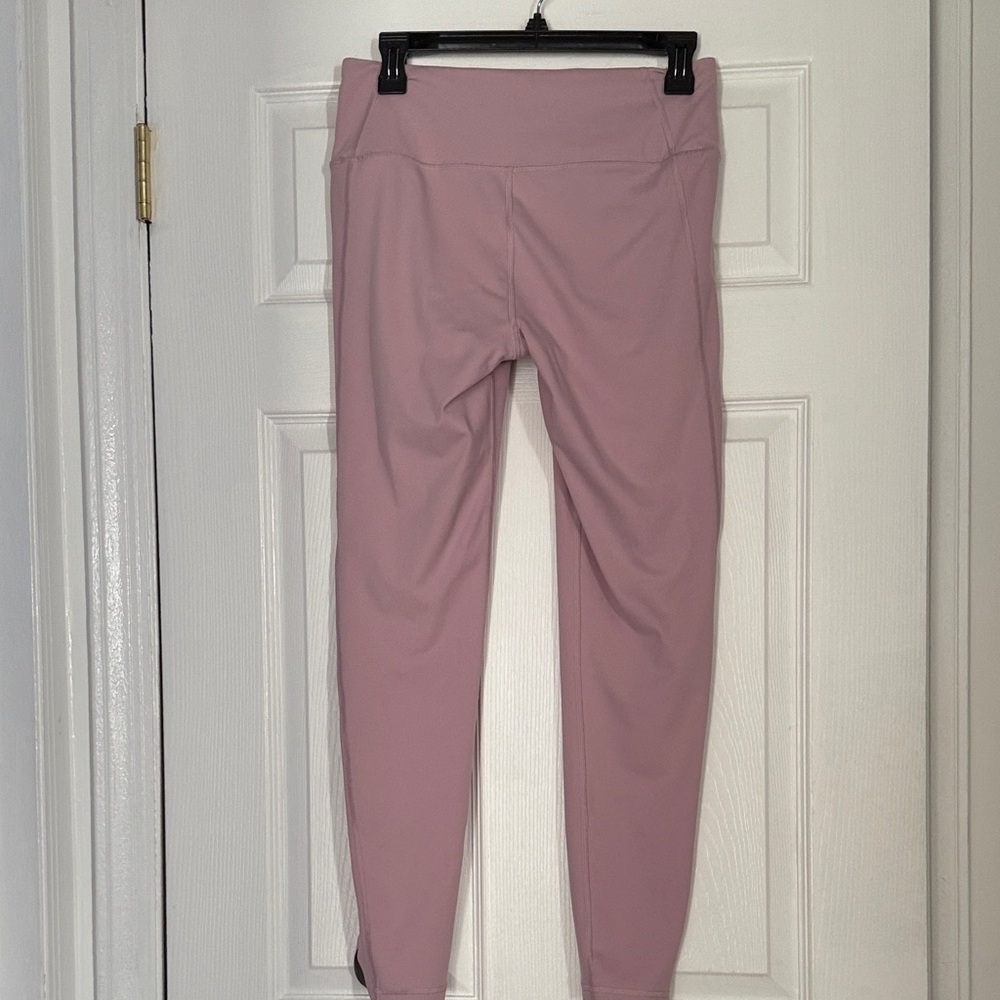 Victoria's Secret Dusty Mauve High-Rise Cutout Athletic Leggings - Picture 7 of 8